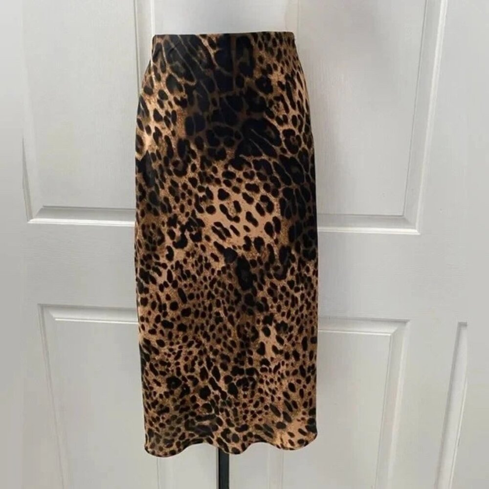 NWT! F21 Forever 21 Contemporary Satin Animal Print Midi Skirt - Picture 4 of 10